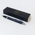 DPU Parker IM Kugelschreiber aus Messing mit blauer Mine in eleganter Geschenkbox