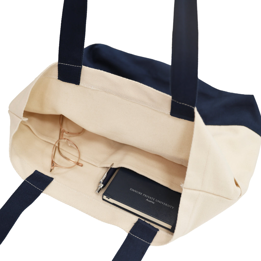 Innenansicht des DPU Shoppers mit 2 Innentaschen für eine praktische Organisation.